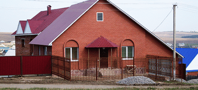 Главные преимущества и недостатки дома из кирпича