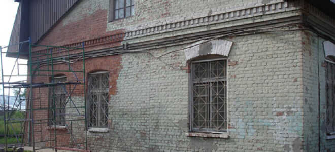 Для чего нужна пескоструйная обработка кирпича и как её проводят