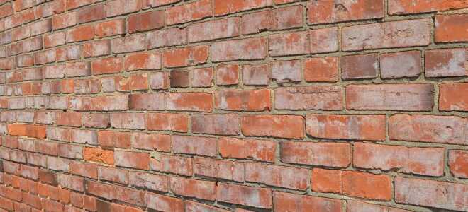 Стена из кирпичей