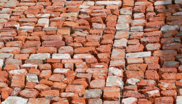 пол из кирпича